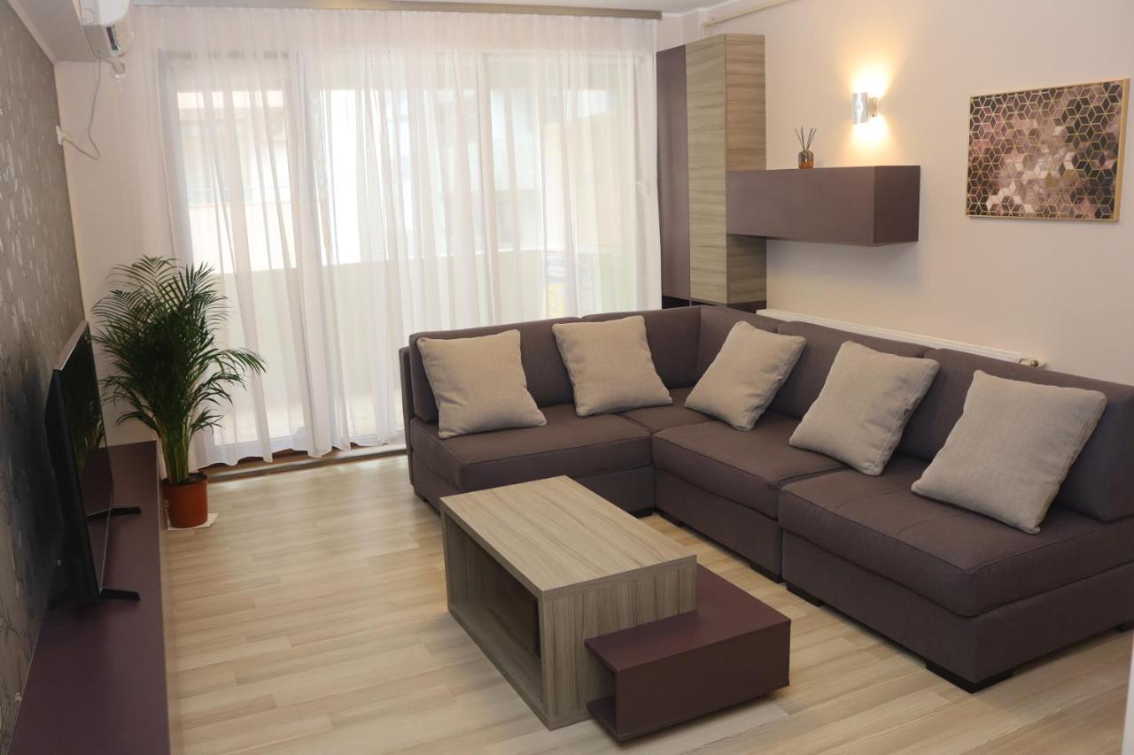 Vega Beach Apartment مامايا المظهر الخارجي الصورة